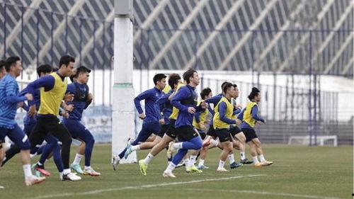 武汉三镇外援最新爆料,转会传闻与未来展望” 第3张 武汉三镇外援最新爆料,转会传闻与未来展望” 第3张